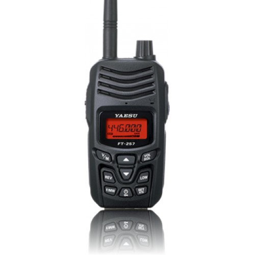 Yaesu FT-257 UHF 70 cm 5W FM Single Band  手持對講機