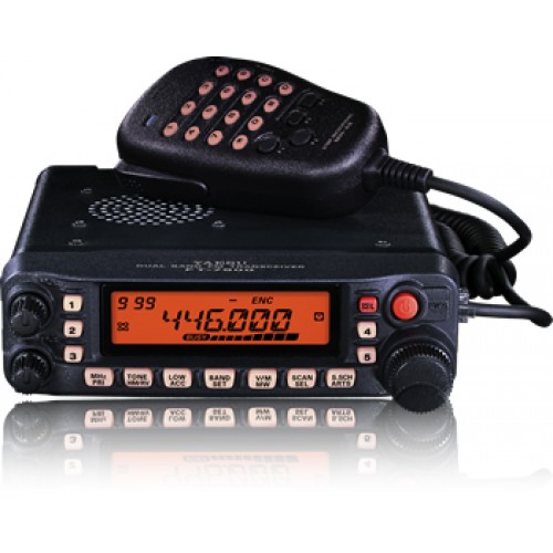 Yaesu FT-7900R 2 Meter / 70 cm Dual Band FM收發器